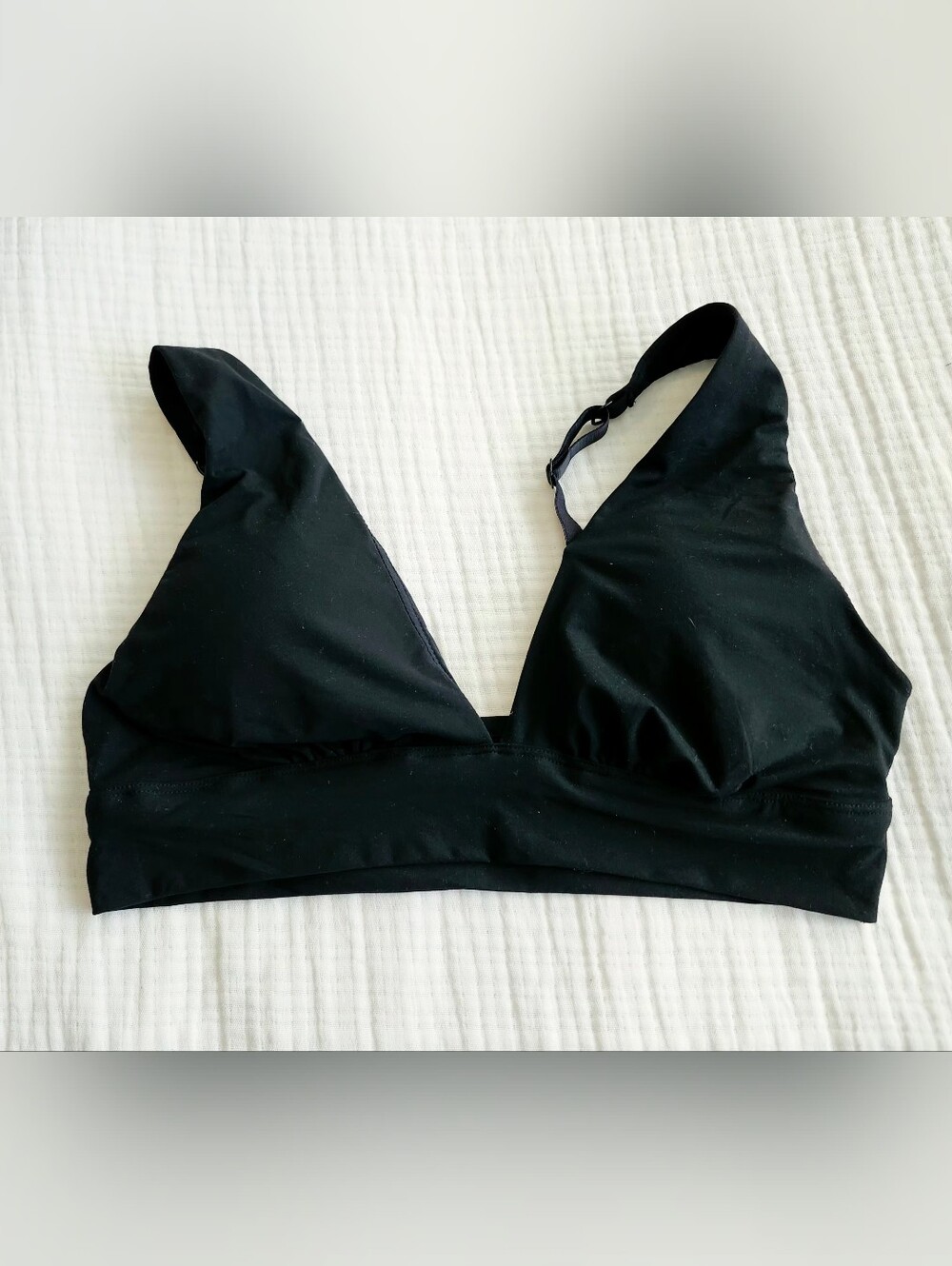 H&M Black Wireless Bralette - Simple Everyday Support